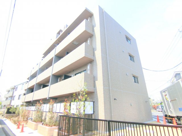 建物外観　2020年3月築　RC鉄筋コンクリート造地上5階建て1K 1