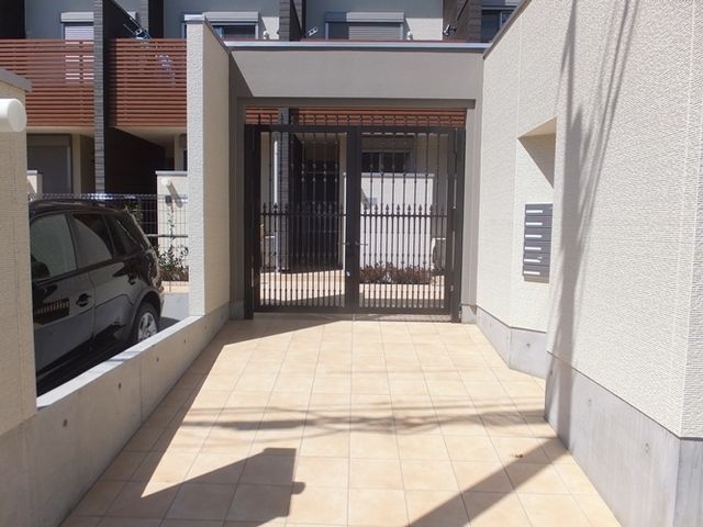 エントランス　エントランス部分