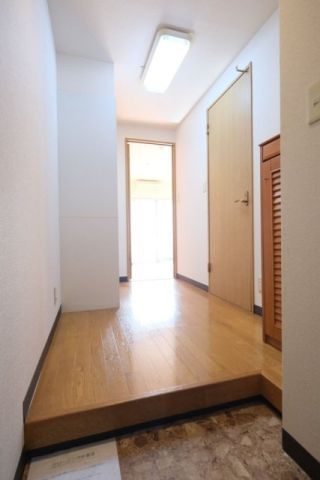 玄関　☆広々とした玄関☆