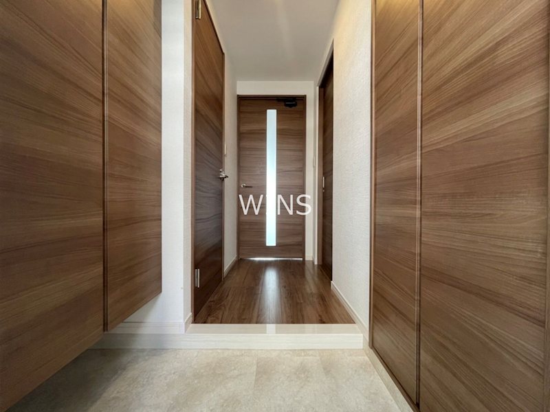 玄関　別部屋参考写真です