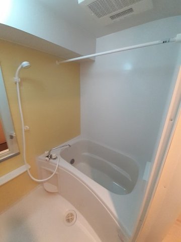バス・シャワールーム　きれいなお風呂です