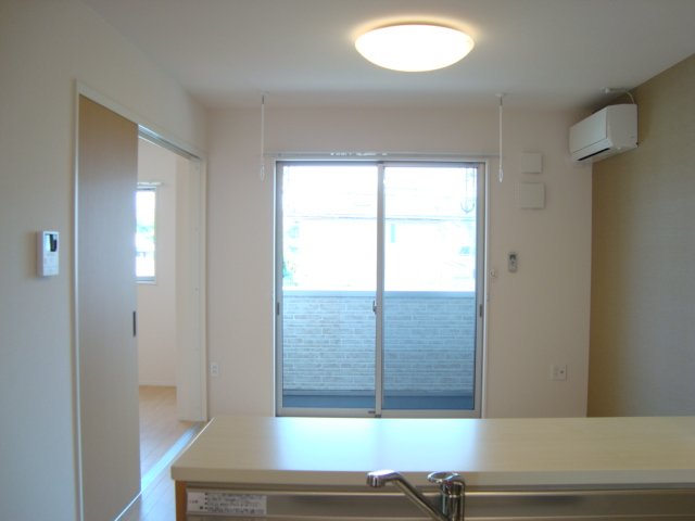 居室・リビング　リビング