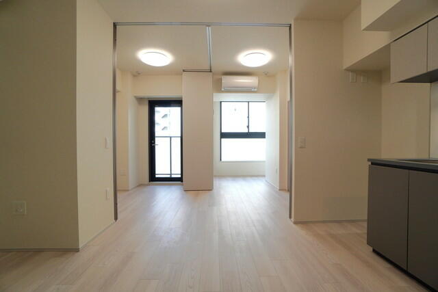 居室・リビング　※別部屋参考写真