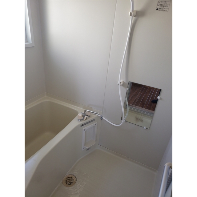 バス・シャワールーム　浴室の様子