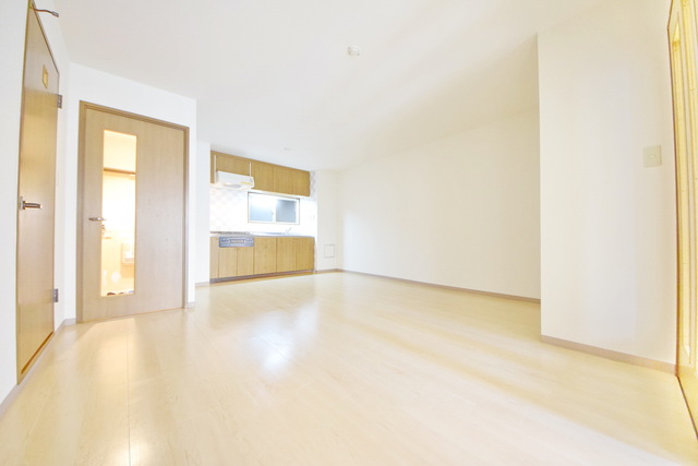 居室・リビング　～広々お部屋で気持ちいい～