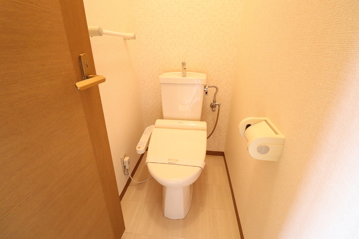 トイレ　現況と違う場合がございます