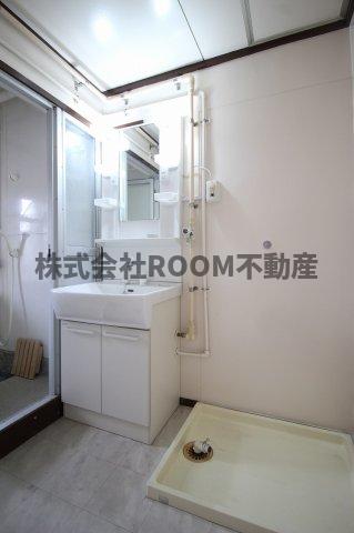 洗面設備　使いやすい洗面所です