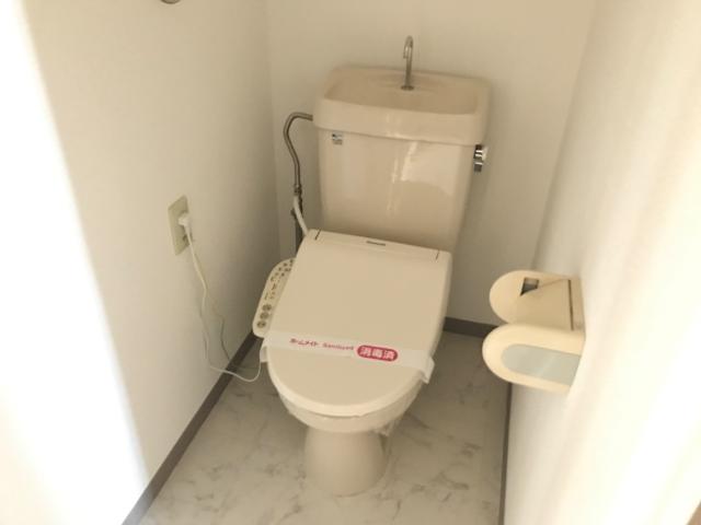 トイレ　シャワー付トイレ
