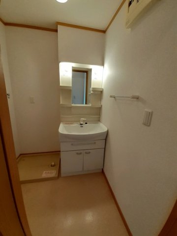 洗面設備　広い洗面スペース