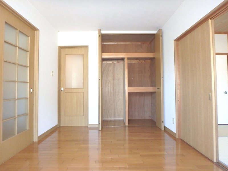 収納　洋室収納