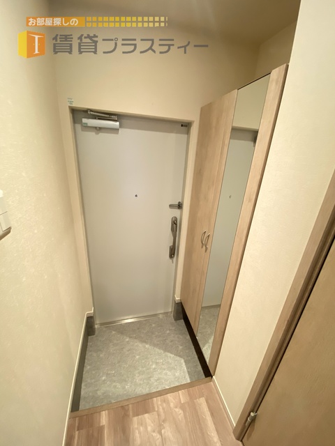 玄関　シューズボックス付き。
