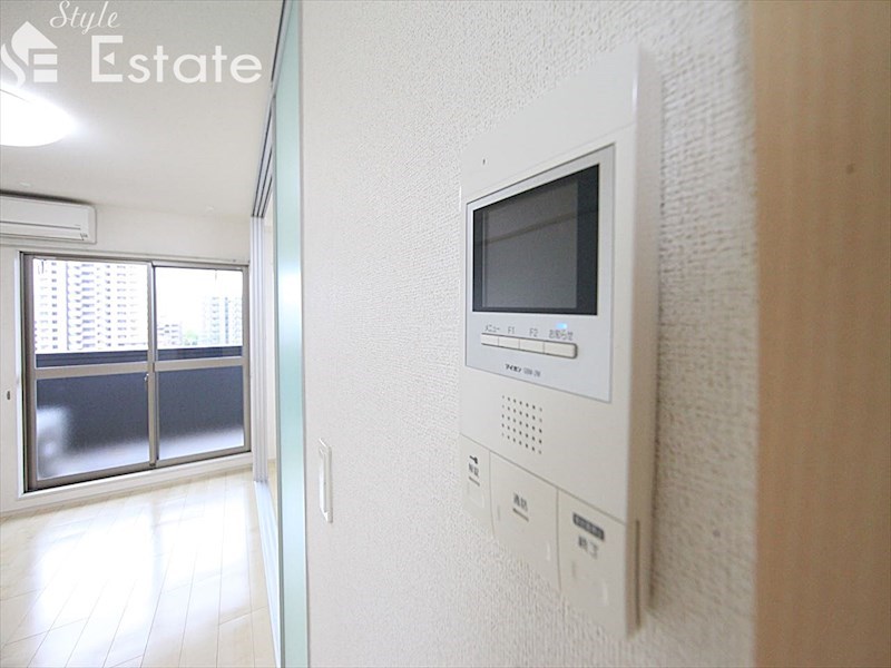 セキュリティ　モニター付きインターホン