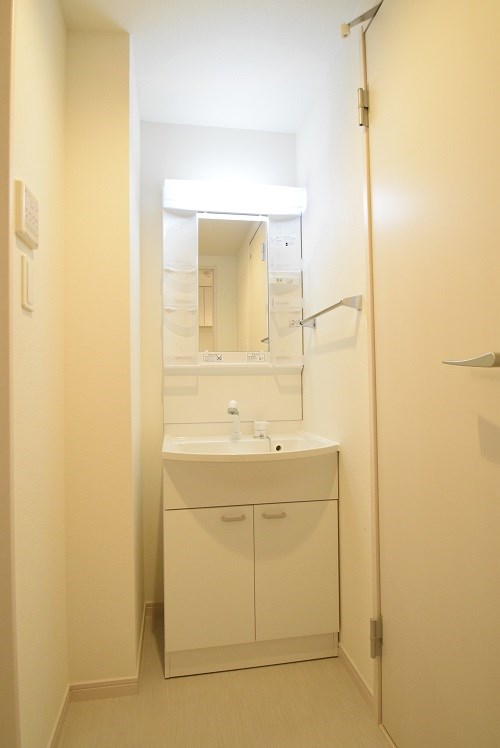 洗面設備　洗髪シャワー有