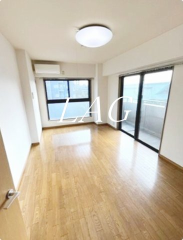 居室・リビング　洋室のお部屋です。