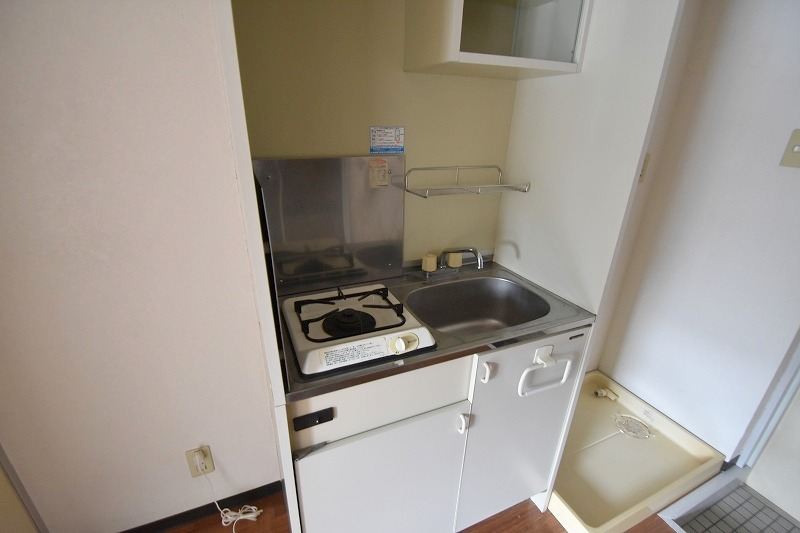 キッチン　お問合せはシティホーム海田センター　082-821-2227