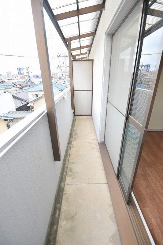 バルコニー　お問合せはシティホーム海田センター　082-821-2227