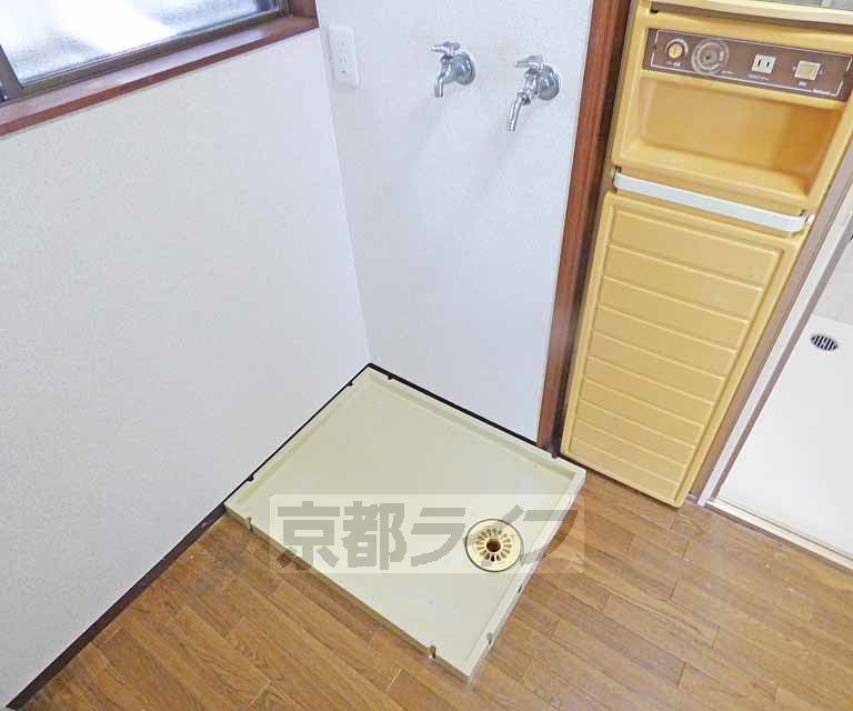 その他設備　室内洗濯機置きです。