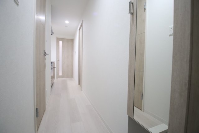 玄関　※別号室の参考写真です※