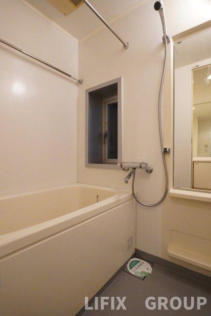 バス・シャワールーム　風呂