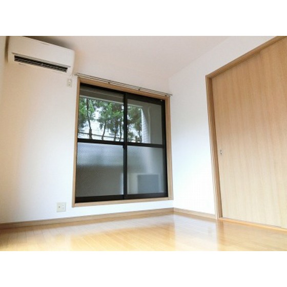 居室・リビング　洋室2