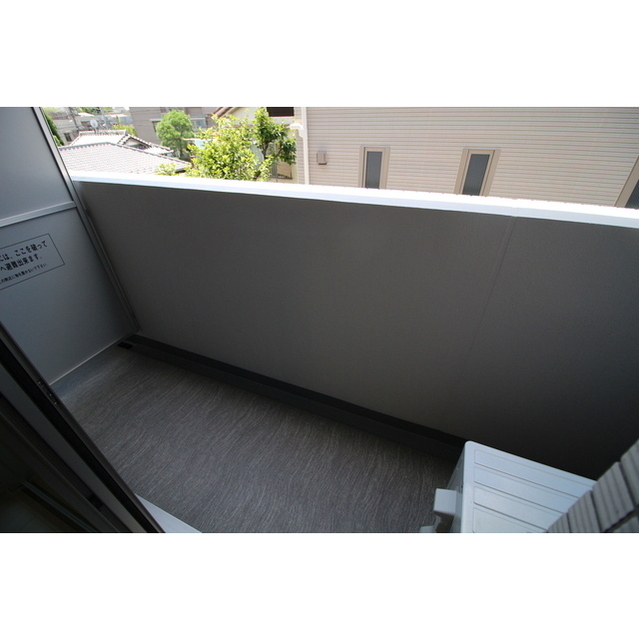 バルコニー　３０５