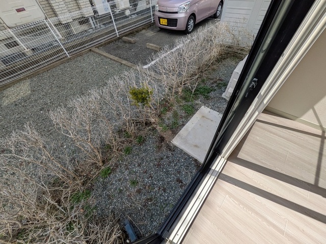 バルコニー　テラス