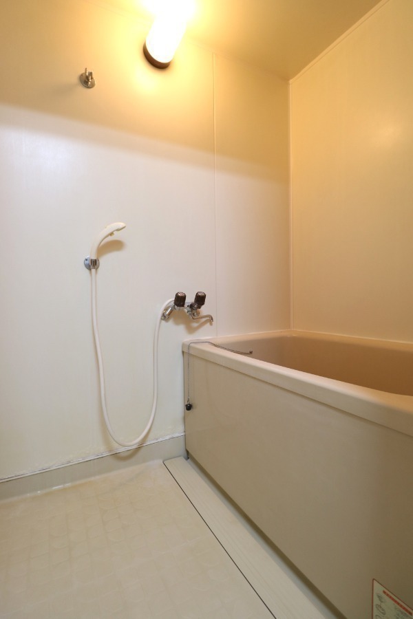 バス・シャワールーム　お風呂