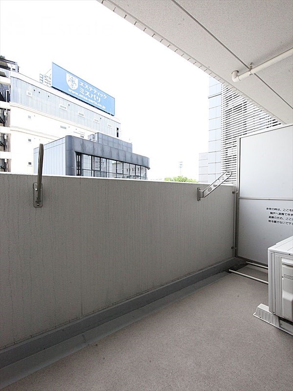 バルコニー　バルコニー