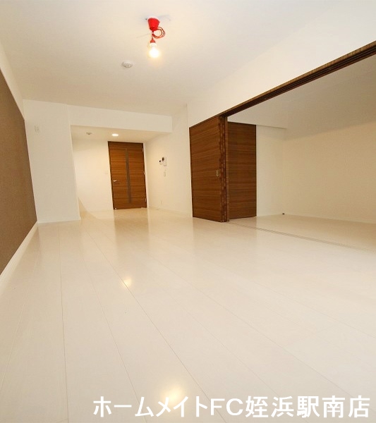 居室・リビング　★清潔感のあるホワイトフローリング♪★