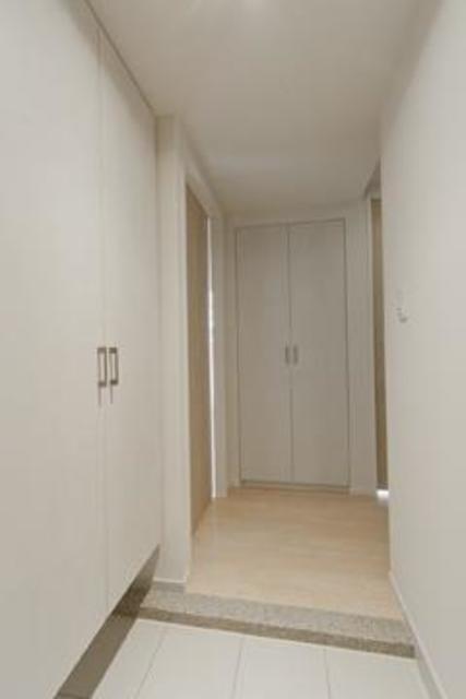 玄関　※写真は同タイプ住戸です。