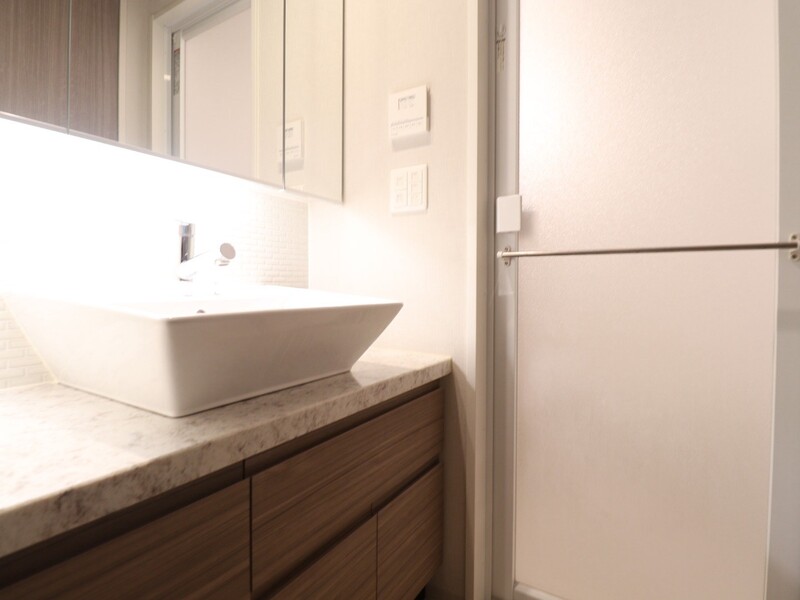 洗面設備　独立洗面台