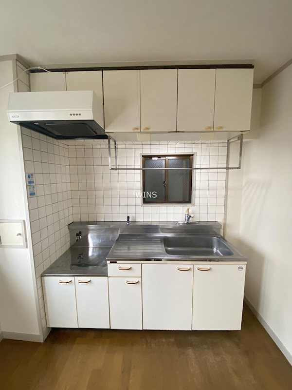 キッチン　別部屋参考写真です