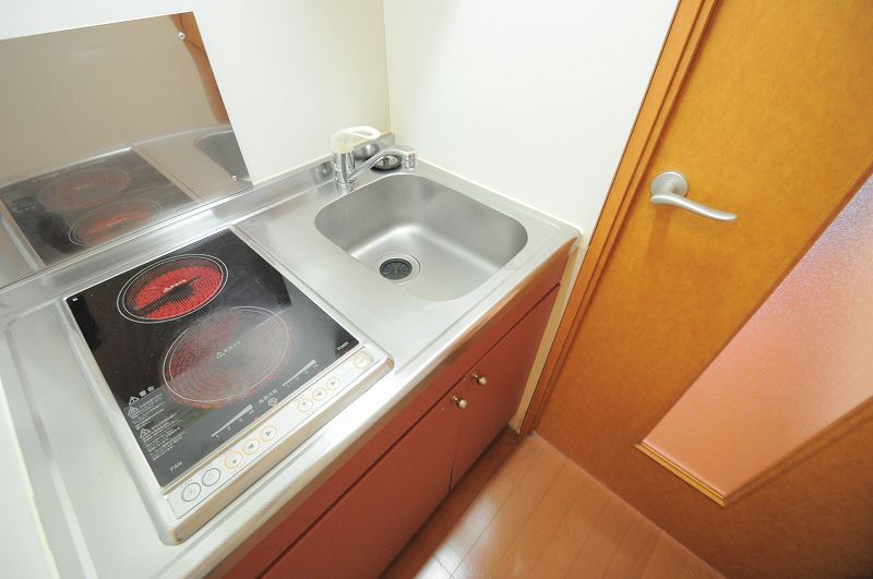 キッチン　2口コンロ　強力1500ｗラジエントヒーター