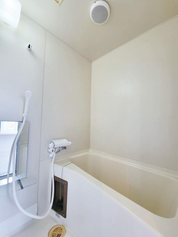 バス・シャワールーム　シンプルバスルーム