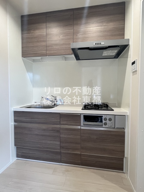 キッチン　お料理好きにはオススメのグリル付２口システムキッチン設置済♪