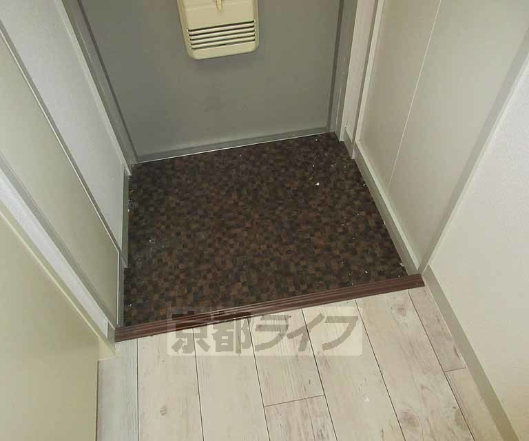 玄関　丁度良いサイズの玄関です・