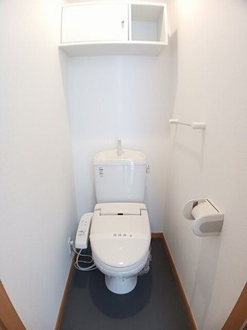 トイレ　落ち着いたトイレです