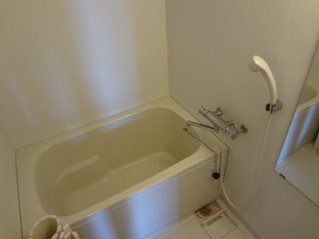 バス・シャワールーム　※モデル