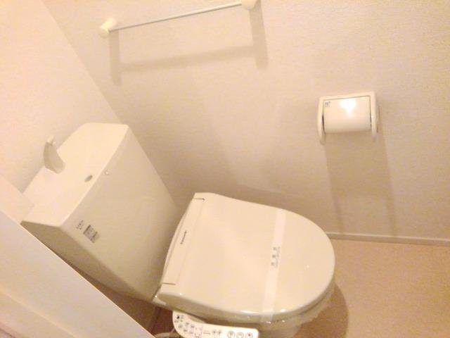 トイレ　シンプルで使いやすいトイレです