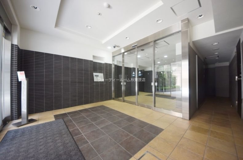 エントランス　★《見学予約受付中》当店では契約金がクレジット決済可能です★