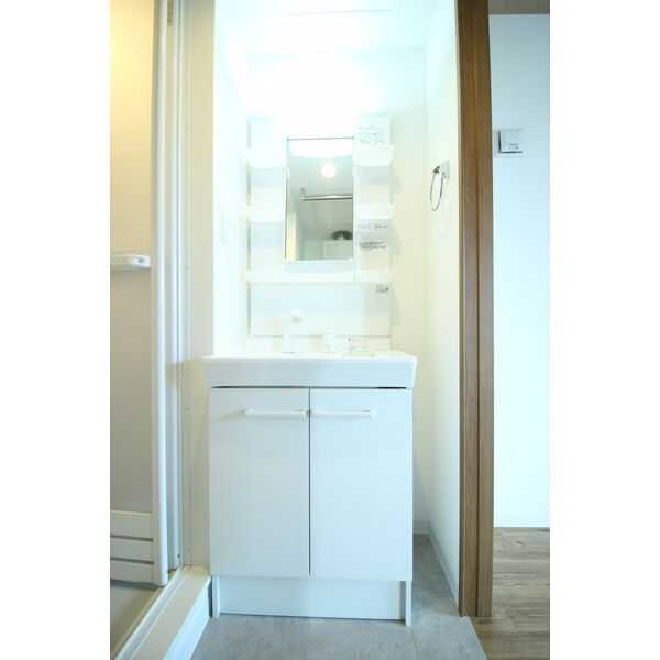 洗面設備　洗面所です