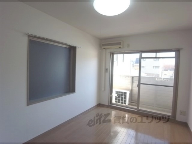 居室・リビング　洋室