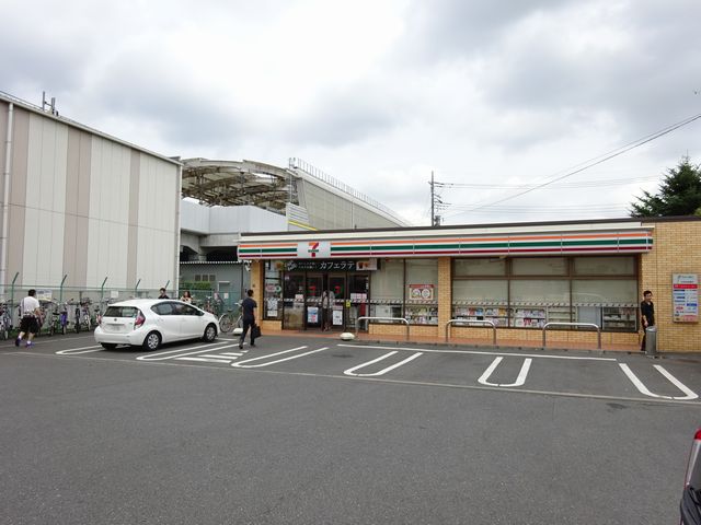 コンビニ　セブンイレブン 小金井東町4丁目店（コンビニ）まで311m