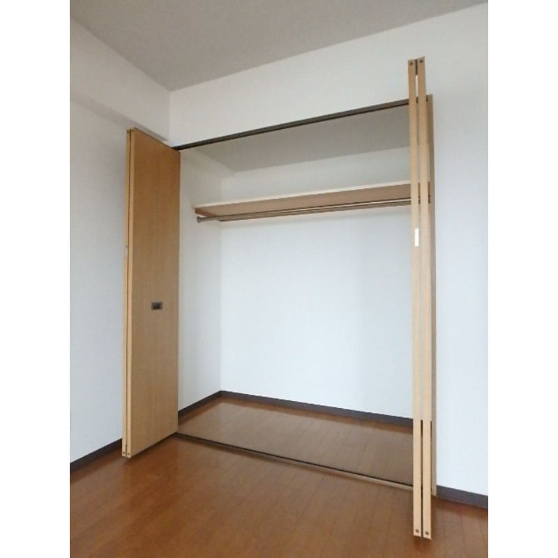 収納　図面と現状に相違がある場合には現状を優先