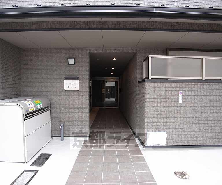 その他共有部分　建物の入り口です。