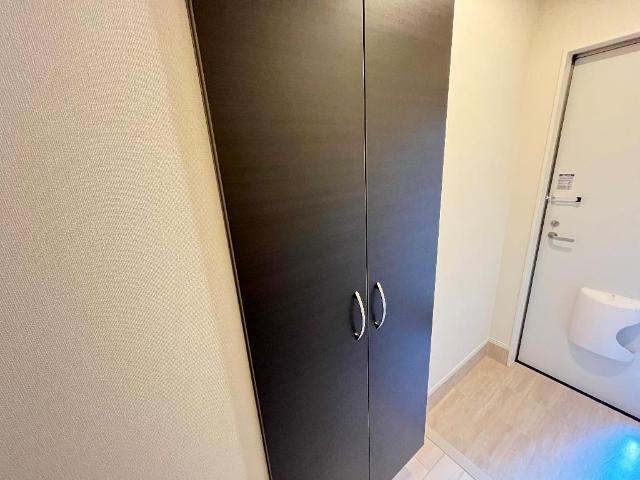 玄関　玄関収納