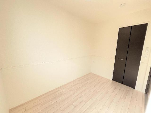 その他部屋・スペース　南側洋室
