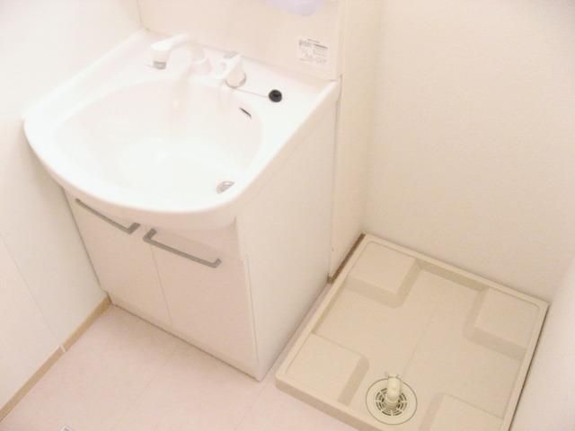 洗面設備　★独立洗面台・室内洗濯機置き場★