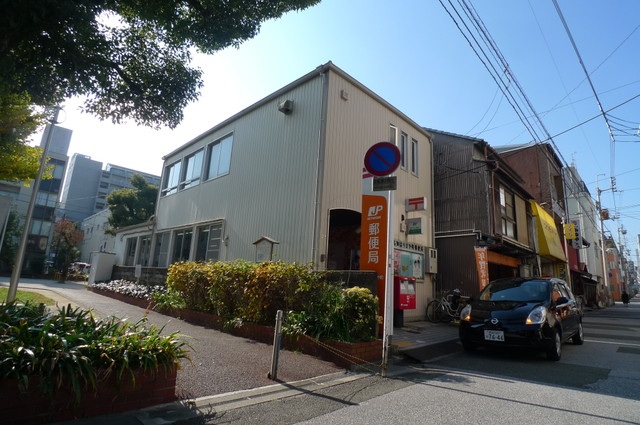 銀行　高知信用金庫本店（銀行）まで246m