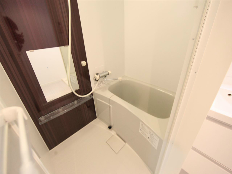 バス・シャワールーム　浴室暖房乾燥機付　24時間換気機能付バスルーム